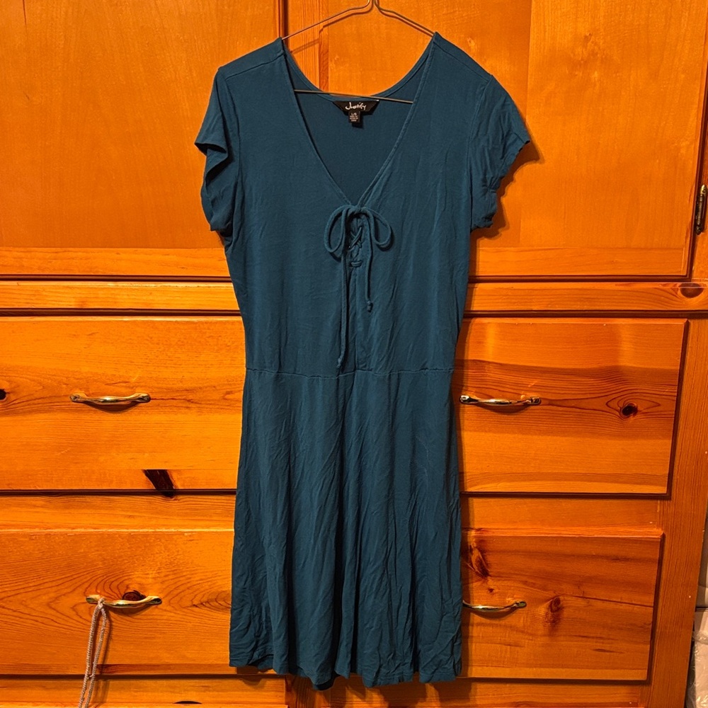Justify Teal V-Neck Dress with front tie now, large.